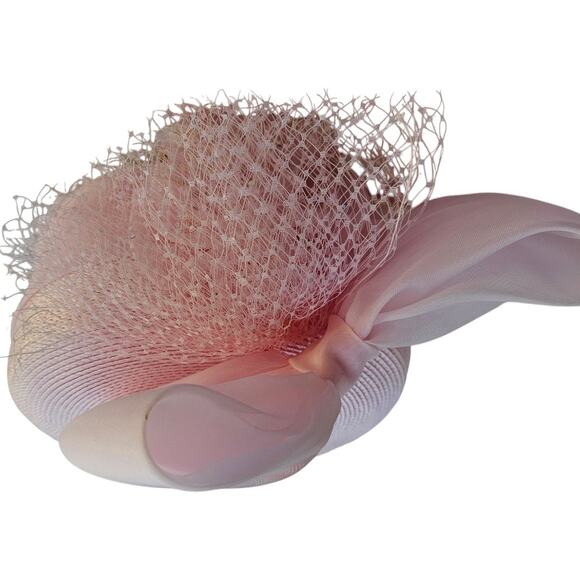 Vintage Sylvia New York Pink Straw Hat Pillbox Netting Bow Church Derby 1960s